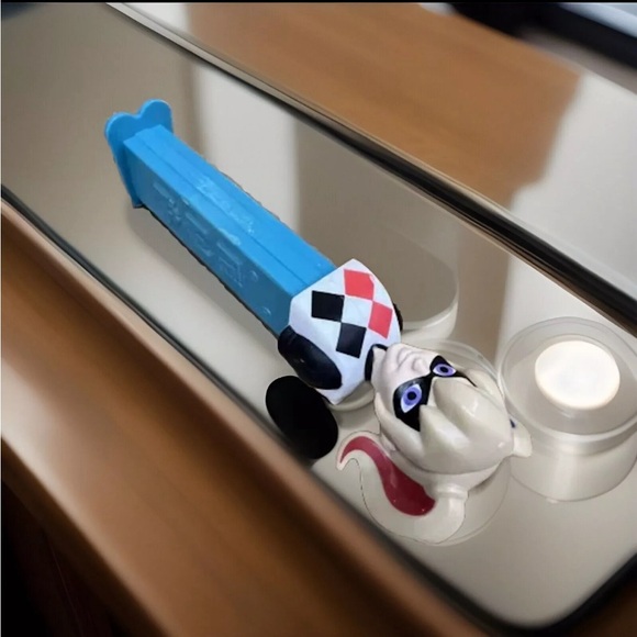 PEZ Dispenser Vintage Miss Piggy and Harley Quinn - Picture 3 of 13